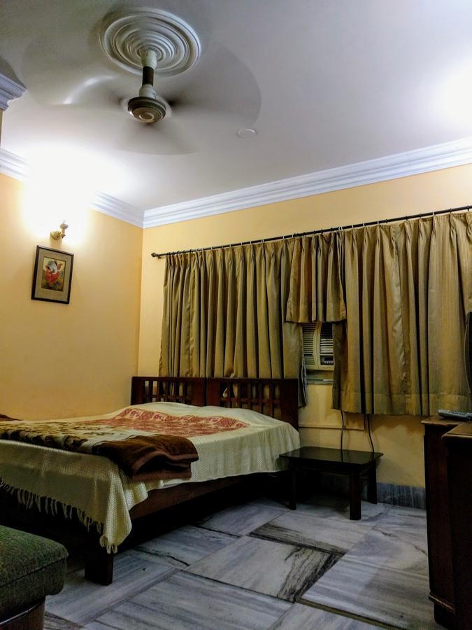Ashray Guesthouse Calcutta Buitenkant foto